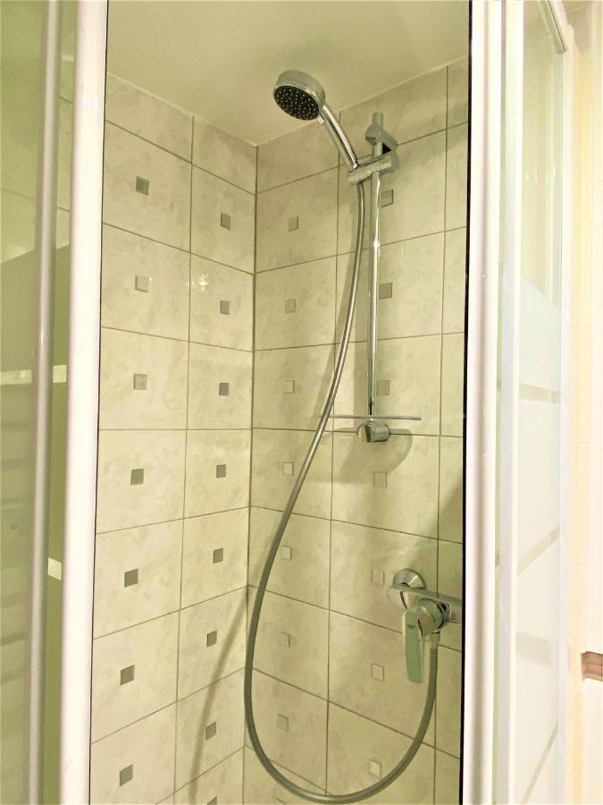 Marseille-Au-Bord-De-L'Eau Villa Ngoại thất bức ảnh